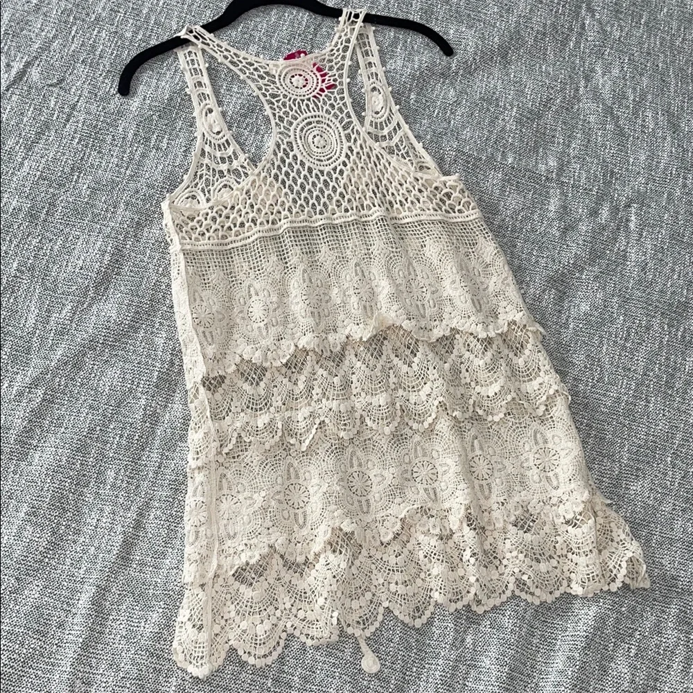 A'gaci Beige Crochet Pattern Top - Picture 5 of 6